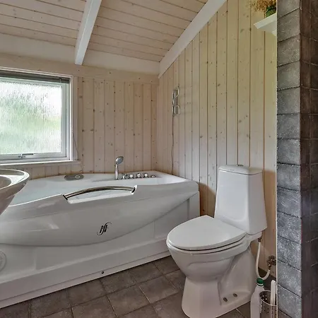 Feriehus Three-bedroom Holiday In *